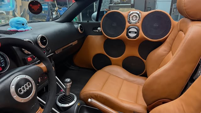 Audi · custom εσωτερικό